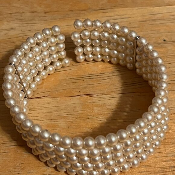 Cream Faux Pearl Wrap Bracelet, 5 strands - Picture 3 of 6
